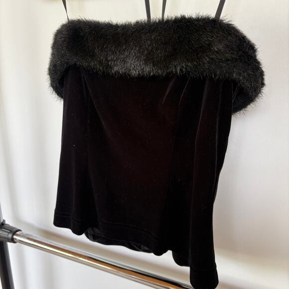 Tadashi Vintage Black Velvet Strapless Top Faux Fur Trim Winter Formal Size 4 - Picture 2 of 11
